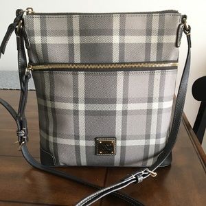 Dooney & Bourke purse